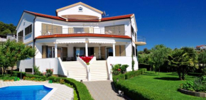 Villa Maria